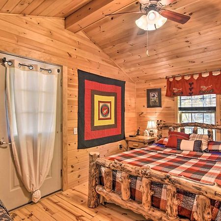 Вилла Pet-Friendly Semper Fi Cabin With Fire Pit! Parsons Экстерьер фото